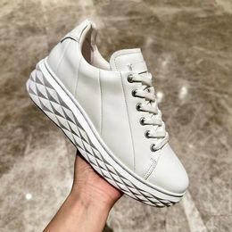 Designers de tênis sapatos casuais couro branco sapatos de esportes femininos luxuris tênis masculino grosso altura elevada altura amarrada