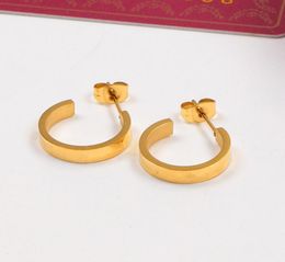 New Gold Big Luxury designer earrings temperament Personality Design letter stud personality fashionable temperament Hoop earring 2116173