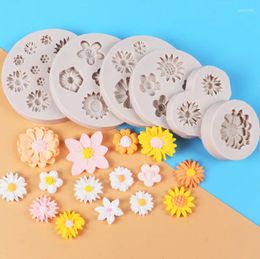 Party Supplies 3D Daisy Flowers Shape Silicone Mold Chocolate Cake Fondant Baking Mould Tool Jewelry Casting Soap Making Craft Home Decor