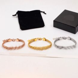 Luxury Brand Designer Bracelets Letter Pendant Charm Bracelets Gold Silver Plated Link Chain Bracelets Bangle for Elegant Women Wristband Cuff Designer Jewelry