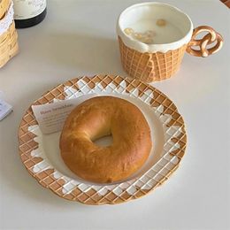 Fashion Ins Creative Cookie Shape Saucers Ceramic Mug Milk Coffee Cute Cup Afternoon Tea Dessert Irregular Plate Home Decor Gift 240603