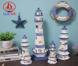 LUCKK Mediterranean Style Stripe Lighthouse Wooden Model Handicraft Home Decorations Creative Marine Arts And Crafts Ornaments T201049628