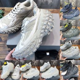 Defender Sneakers Designer Shoes Summer 22 Women Men Tyre Shoes Rubber Dad Chunky Sneaker Casual Fashion Mesh and Nylon Shoe Size Extreme Tyre Tread Sole 35-45 5A