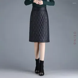 Skirts Thicken Cotton Padded Black PU Leather Bodycon Skirt Winter Women Elegant Chic Slim Casual Office Lady Quilted 4XL SF3210