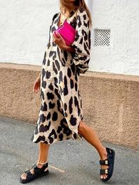 Womens Fashion Leopard Printed Maxi Dress Elegant V Neck Long Sleeved Spliced Dresses Causal Loose Female Street Robes 240603