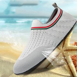 Aqua Socks Men Women Light Breathble Swimming Water Shoes Unisex Outdoor Beach Sandals Nonslip River Sea Diving Sneakers