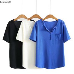 Fat MM Large 2024 Sommer Neues koreanische Mode Frauen Kurzarm V-Ausschnitt V-Ausschnitt Sieben Knopf T-Shirt Z192 811