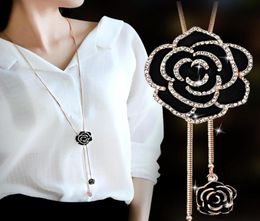 Korean rose sweater chain necklace women retro dripping oil flower pendant fashion clothing accessories2242412