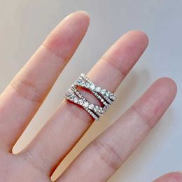 2PCS Wedding Rings Fashion Womens Wedding Bands Jewellery with Dazzling Zirconia Gorgeous Trendy Cross Finger Ring for Engagement Ceremony