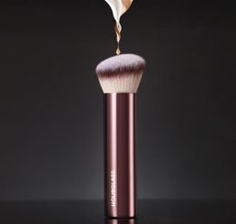 Hourglass oblique flat head foundation brush liquid foundation brusher bb cream brush makeup brush7733506
