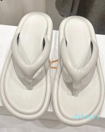 Дизайнер The Row Shoe Sandal Woman Slippers Резиновая плоская обувь Mara Flat Sandal Minimal Slip-On Shoe Sandal Ginza в кожаных женских каблуках Dhgate Size35-40