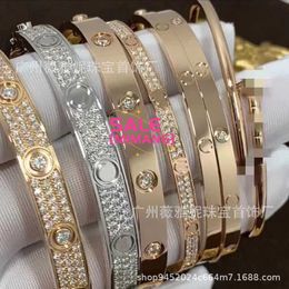 Designer Cartres Bracelet V Gold Family Screw Ring for Women 18k Rose Full Sky Star Wide and Narrow Version Classic Love Snap 4EQZ