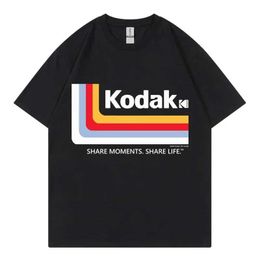 Men's T-Shirts Korean T-shirt mens hip-hop Japanese Kodak printed cotton T-shirt street clothing Harajuku oversized short sleeved mens T-shirt womens top T240531