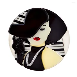 Brooches Acrylic Vintage Lady Figure Round Pin For Women Handmade Clothing Accessories Personality Girl Power Corsage Gift