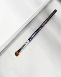 Soft Focus Shader Eye Makeup Brush E52 Large Flat Eye Shadow Blending Beauty Cosmetics Tools7607503