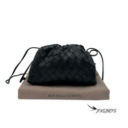 Luxury Bag Genuine Leather Botagevneta Baodie Home Black Woven Mini Cloud Bag Single Shoulder Crossbody Bag