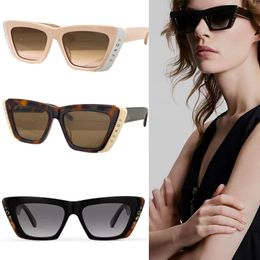 Hot cat eye sunglasses Z2424 womens brand name glasses Fashion three dimensional square frame outdoor ant reflection goggles two color collision lens with box