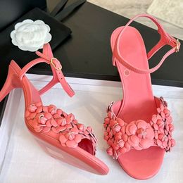 8 cm tacchi alti sandalo Donne Scarpe Sandals Sandali scivoli Muli Slifori floreali Slide tallone di perle Slipper