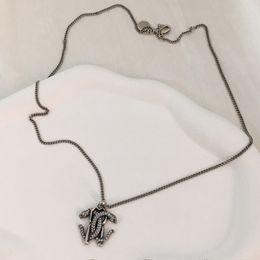 Donia Jewelry Luxus Halskette Europäische und amerikanische Mode Doppelschlange Titanstahl Stahl mit Mikroguss-Zirkondesigner Geschenkbox
