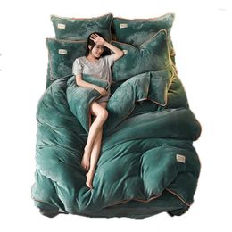 Bedding Sets Winter Thick Velvet Fleece Set 4pcs/set Korean Version 1.8 Duvet Cover Flat Sheet Pillowcase AB Side Flannel