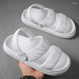 Slippers 2024 Sandals Women Plataforma casual Sapatos de verão não deslizam slides femininos de praia ao ar livre sandalias