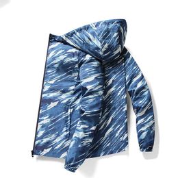 Mens camouflage Windbreaker jacket 2024 new spring and autumn outdoor sports windbreaker fashionable and casual