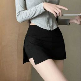 Skirts Lucyever Sexy Low-Waisted Mini Skirts for Women Solid Casual Side Split Sports Short Skirt Fashion Slim Wrap Buttocks Skirt G240529