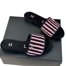 Womens Slippers Slip On Sandals Designer Tweed Knitted Low Heels Slides Outdoor Leisure Shoe Classic Pink Black White Leisure Shoe Girls For A Gifts Luxurys Mules