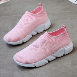Fitness Shoes Sneakers Ultra Light Women Loafers Flat Knitted Sock Slip On Breathable Mesh Basket Outdoor Laides Trainers