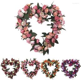 Decorative Flowers Vintage Heart-Shaped Flower Wreath With Green Leaves Artificial Rose Garland For Home Florist Wall Wedding Decoration