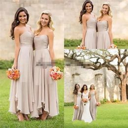 Simple Chiffon A Line Bridesmaid Dresses Boho Garden Beach Strapless Maid Of Honor Gowns Plus Size Wedding Guest Party Dress