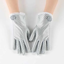 Five Fingers Gloves Spring Summer New Fashion Sexy Lace Dot Thin Spandex Sunscreen Drive Cycling Gloves High Elasticity Etiquette Accessories Y2406031T60