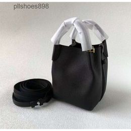 Designer Crossbody Loro Bags Handbags Pianas bag Luxury Pure bucket versatile commuting portable Italian cowhide single shoulder crossbody vegetable baske GLD1
