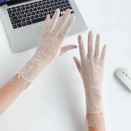 Five Fingers Gloves 29cm Summer Ice Silk Women Lace Sunscreen Gloves Thin Breathable Touch Screen Mid-length Non-slip Exquisite Driving Transparent Y240603ZEB2