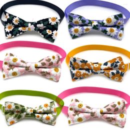 Dog Apparel 30/50pcs Spring Small Flower Pet Accessories Bow Ties Cat Tie Adjustable Bowknot Grooming Products Supplies