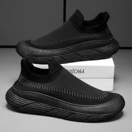 Scarpe casual vera in pelle mens scarpe sportive da uomo scarpe di moda di alta qualità da uomo 2024 scarpe sono in vendita.I mocassini le scarpe casual sono disponibili per il marchio che indossa XW6.5