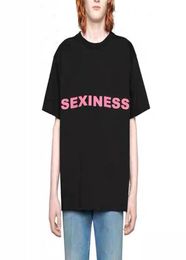 20SS SEXINESS Pink Letter Printed Loose Tee Breathable Couples Solid TShirt Summer Short Sleeve Men Women Couple Street Crew Neck4877705