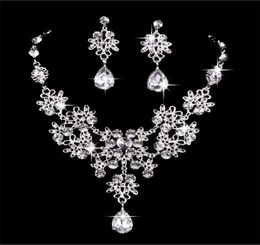 Bridal Crystal Necklace Earring Set Shiny Wedding Professional Jewellery Five Crystal Colours Extravagant And Beautiful Bride Jewelry4757316