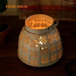 Candle Holders Windproof Iron Table Holder Lantern Vintage Romantic Dinner Rustic Moroccan Swieczniki Candlestick KK60ZT