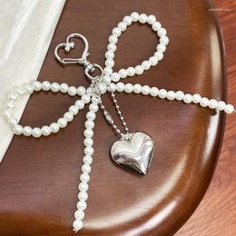 Keychains Korean Pearl Bow Pendant Delicate Beaded Key Chain Heart Ornament Solid Pearls Ring Bag Phone Decoration Jewelry Accessories