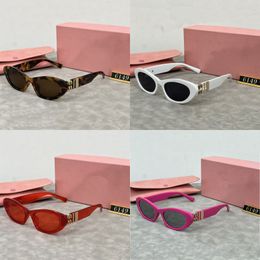 Designer sunglasses for women cat eye leopard style frame pc material eyewear glasses Polarising uv400 shades eyewear letters plated gold hg137 C4