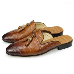 Casual Shoes Comfortable Men Sandals Leather Slippers Fashion Classic Hand-carved Tassel Genuine Cowhide Loafers 2024 Summer
