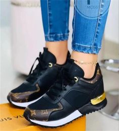 2022 Luxury Brand Men Women Casual walking Shoes Breathable Platform shoes Slip on Flats Loafers Shoes Fashion Sneakers Women Trai3384165