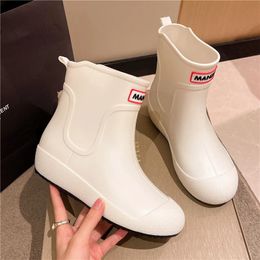 Fashion Solid Rain Boots Men Rubber Casual Ankle Bootie Non Skid Wading Shoes Womens Warm Liner Rainy Shoes for Walking Street 240606