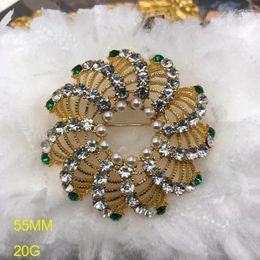 Brooches Brooch Fashion Elegant Hollow Spiral Corsage Pin Suit Dress Accessory Pins Broche Accessories For Women Cute Things