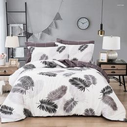 Bedding Sets Brief Nordic Grey Leaves Pattern 3pcs Soft Comfortable Family Set White Duvet Cover Pillowcase Bed Linings