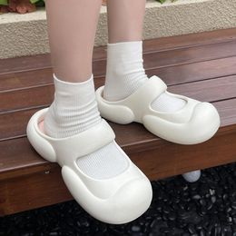 New Fashion Slippers Summer Women Fashion Girls Outdoor Slippers Eva Slippers Causal Shoes