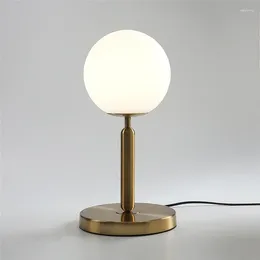 Table Lamps Modern Lamp Nordic Bedroom Bedside Creative Glass Ball Decorative LED Simple Study Desk Light Send E27 Bulb