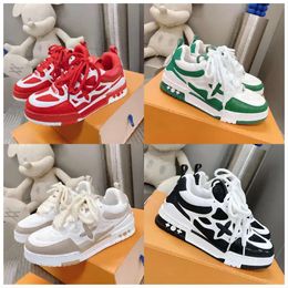 Designer skate 2024 shoes green red Embossed trainers sneakers trainers floor Women Men Mesh Abloh Sneaker Platform casual Shoes black Runner Trainer Shoes