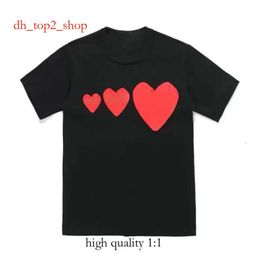 Cdg Fashion Mens Play T Shirt Designer Red Heart Commes Casual Women Shirts Des Badge Garcons High Quanlity Tshirts Cotton Embroidery 4B66